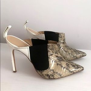 Manolo Blahnik- Snake Skin Heels